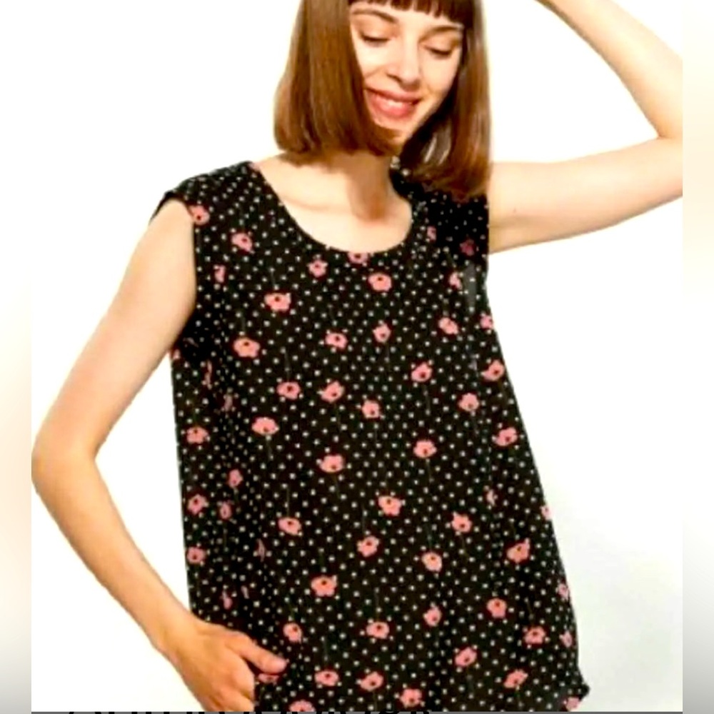 🌼 3/$18. Anthropologie Pleione poppy cap sleeve blouse size S black